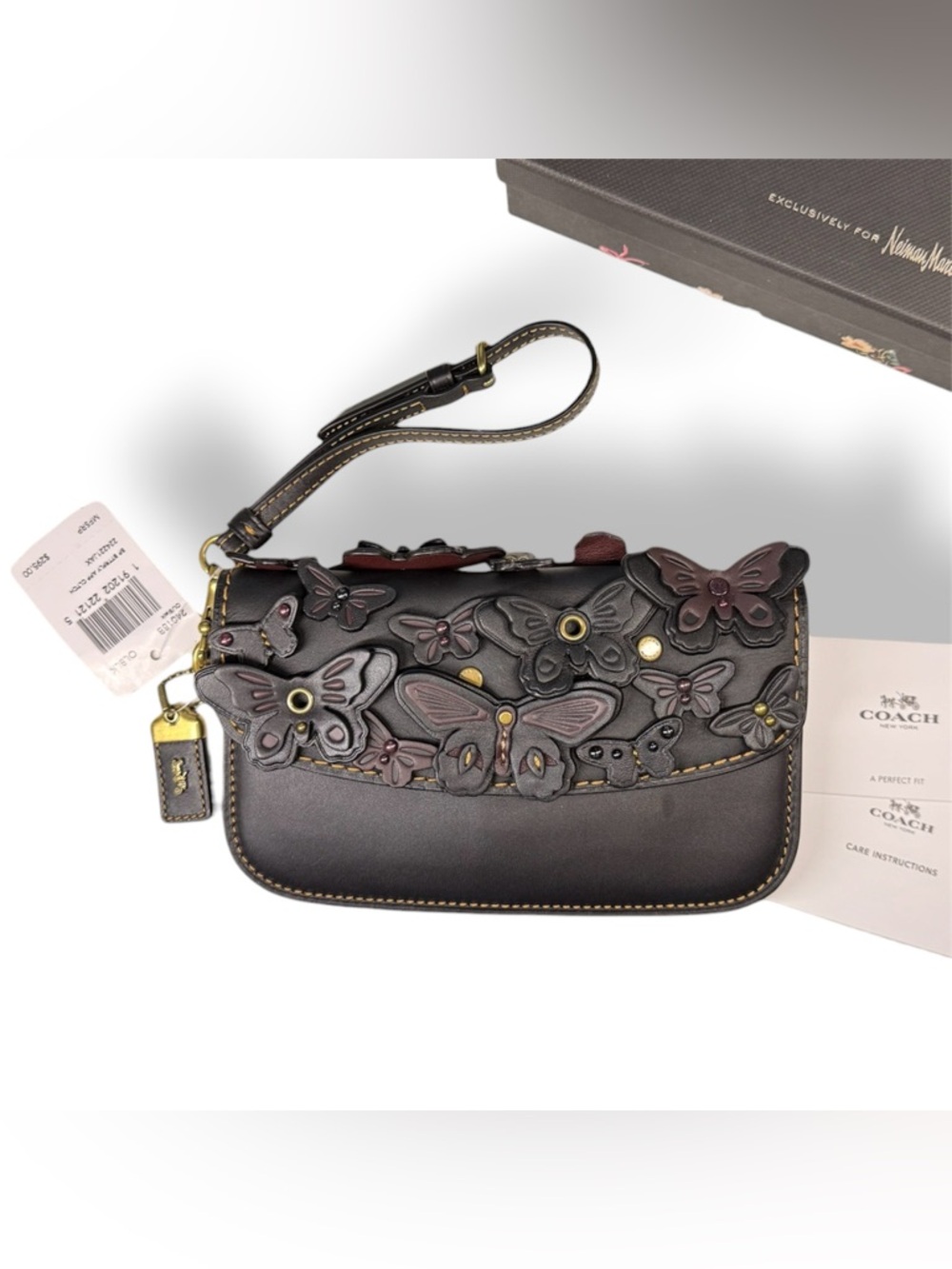NWT Coach Butterfly Applique Clutch in Black - Style No. 24018B In Box - Picture 4 of 7